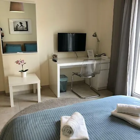 Alex In The City Center Guest house *